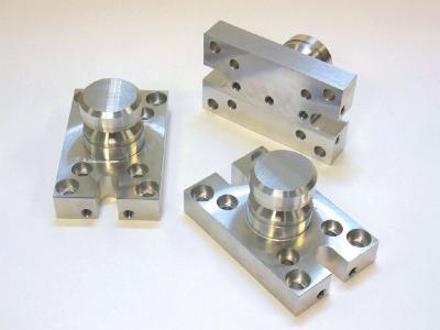 China Automotive 6061 Aluminum Custom CNC Milling Services Small Parts High Precision for sale