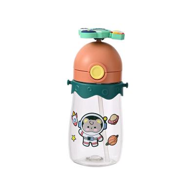 China Cheap Price BPA Free Hot Selling Straw Drinking Bottle Kids Drinking Baby Water Straw Bottle Of Water for sale