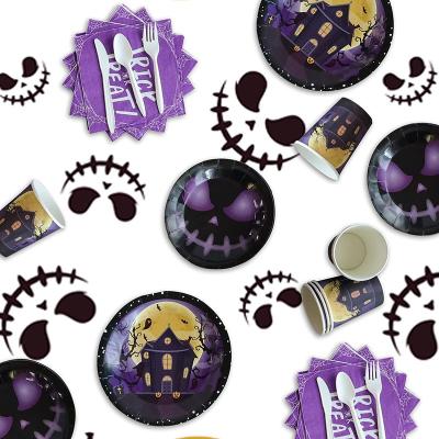 China Modern Disposable Tableware Party Supplies Halloween Devil Face Decoration Tablecloth Purple Cup Dish Napkin Set for sale