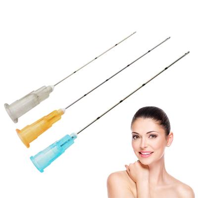 China Hochrangiger Qualität CER 14G 90mm stumpfer Spitze Cannula Mikrocannula für Füller-Spritzen-Nadeln zu verkaufen