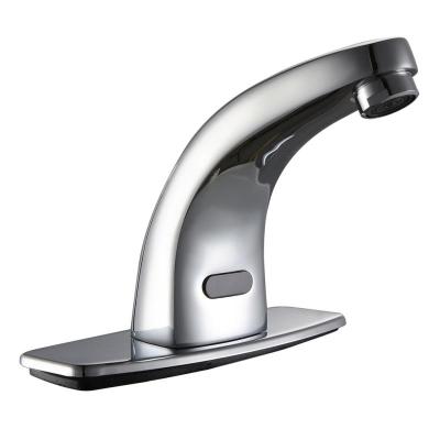 Chine Sense Faucets Automatico Sensor Water Faucet Chrome Brass Water Saving Faucet Smart Bathroom Faucet à vendre