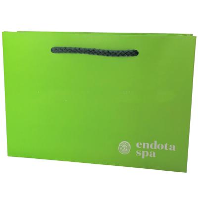 China Wholesale Custom BIODEGRADABLE Green White Paper Bag with Handles for sale