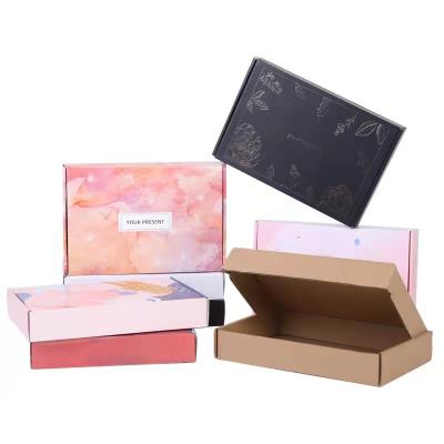 China Gray Black White Mail Printed Wholesale Grocery Shoe Biodegradable Grocery Shoe Rose Tea Corrugated Foldable Packaging Paper Custom Mailing Boxes for sale