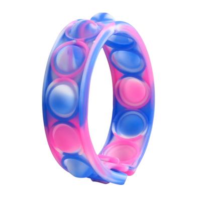 China Long Lasting Pop Bracelet Shake Toy Wearable Sensory Toys Push Poping Bubble Relaxing Finger Silicone Wristband Toy for sale