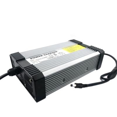 China High Quality LED Indicator Manufacturer 12V Lifepo4 Lithium Battery Charger 4S 14.6V 20AH Battery for sale