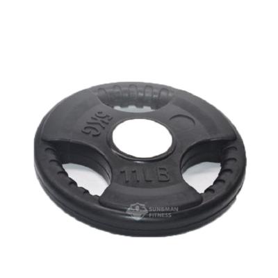 China Natural Rubber Coated Cast Iron Rubber Coated Plate Fitness Equipment Tri Grip Weight Plate for sale