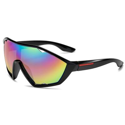 China Sports Sunglasses Wholesale Color Driving Fishing Windproof Oversized Sunglasses 2021 Sports Cycling Sunglasses for sale