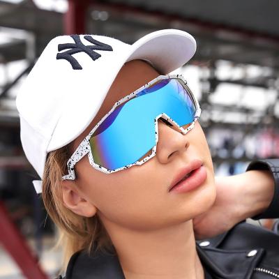 China Sports Sunglasses Wholesale 2022 Unisex Outdoor Sports Eyewear New Arrival 0dm Premium Cycling One Piece Lens Sunglasses for sale