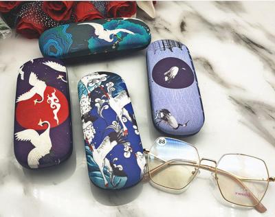 China Optical Glasses Packing Fashion Cartoon Iron Glass Box Heavy Duty Blue Light Squeeze Light Adult Glass Children Custom Packaging for sale