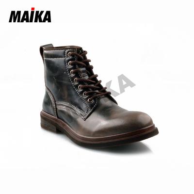 China Custom Design Men's Custom Logo Usb Boot Shoes Fashion War Boots Men's Mountaineering Shoes Custom Leather Boots for sale