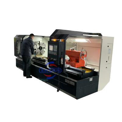 China Zware snijmachine met plat bed draaibank met horizontale metalen CNC-draaibank Te koop