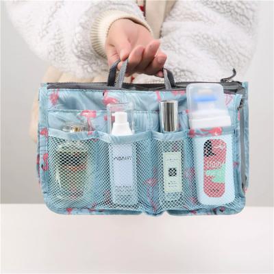 China Fashion OEM Large Capacity Storage Cosmetic Bag Travel Nylon Insert Tote Cosmetic Bag Women Make Up Bag for sale