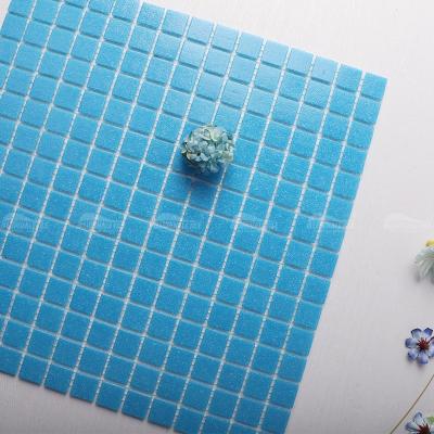 China 20x20 Sky Blue Mosaico Tile Backsplash Matte Square Hot Melt Iridescent Modern Glass Pool Mosaic Supplier for sale