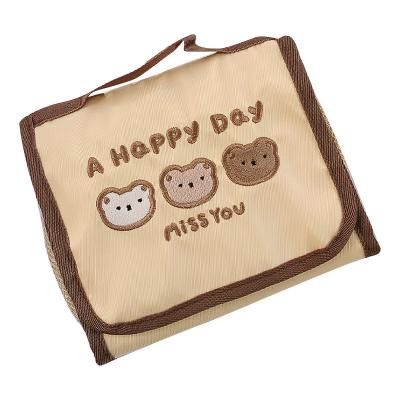 China Eco-friendly Cute Girl Cosmetic Heart Bag Folding Storage Bag Portable Large Capacity Travel Bag for sale