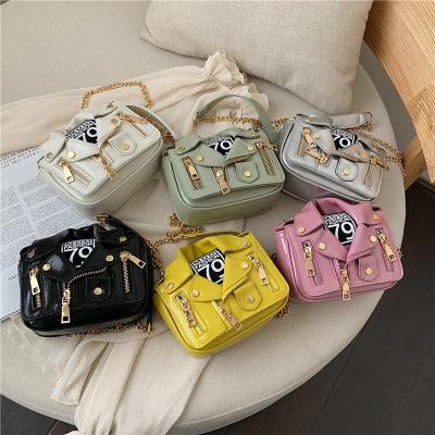 China Hot Selling Fashion Bags 2022 Lady Chain Bags Square PU Leather Jacket Girls Ladies Handbags Women Small Cross - Body Bag for sale