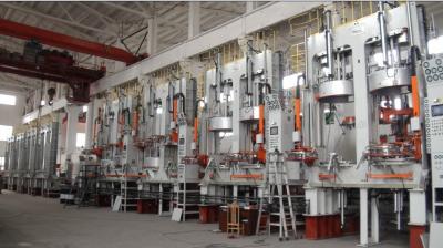 China Vertical Tire Curing Press for sale