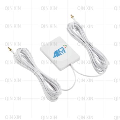 China Cost Effective 800Mhz 2700Mhz To Amplifier 4G LTE MIMO High Gain Indoor Communication Antenna 80*58*8MM for sale