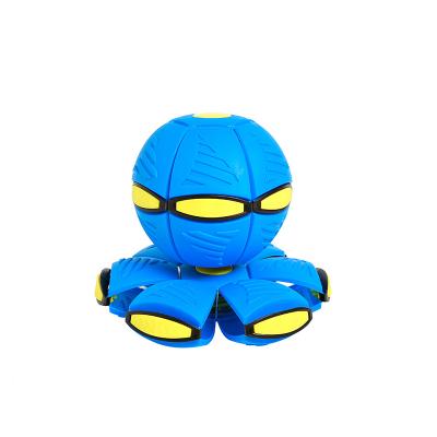 China Decompression Ball Amazon Best Selling Led Light Glow In The Dark Throw Disc Flight Toy Out Ufo Flying Magic Ball For Kids for sale