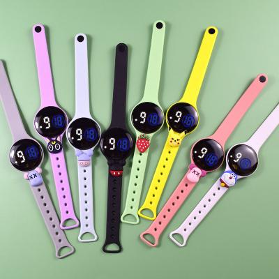 China Dropshipping New Date Dropshipping Kids Girls Boys Girls Gifts Automatic Electronic Cheap Electronic Band Watch Wrist Shape Touch Screen Boys Digital Animal Kids Led Watch for sale