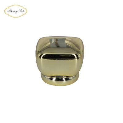 China Non Spill Shiny Luxury Square Cap Closures Perfume Perfume Gold Capsules Luxury Perfume Packaging for sale