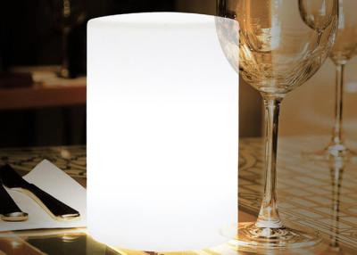 China Plastic Color Changing Special Cordless Rechargeable Table Lamps For Restaurant for sale