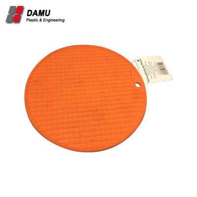 China Silicone tripod mats, silicone pot holders for hot pan and pot pads. Heat Resistant Counter Mats For Tables, Countertops, Spoon DM-20180815-0052 for sale