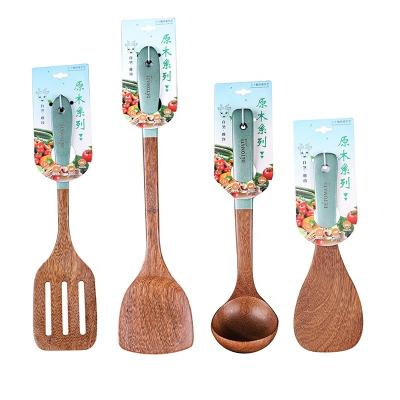 China Creative Viable Non-Stick Long Handle Handle Color Chicken Wings Spatula Waxless Wooden Spoon Cookware for sale