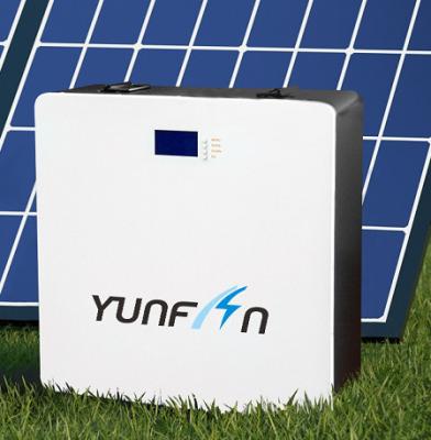 Cina 51.2V 100Ah 5KWh Batteria solare montata a parete Residenziale a ciclo profondo Batteria LiFePo4 in vendita