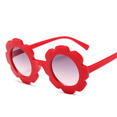 China Fashion Sunglasses Gafas 2021 De Sol Fashion Trendy Colorful Kids Shade Flower Sunglasses Little Girl Sun Glasses for sale