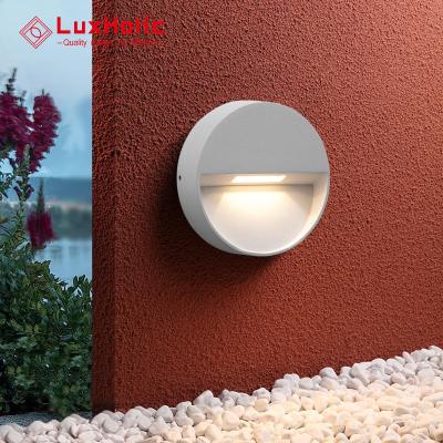 China Modern LuxHolic Ip55 4W 3000K 4000K Waterproof Indoor Outdoor Stairs Lights Outdoor Round LED Step Mounted Light for sale