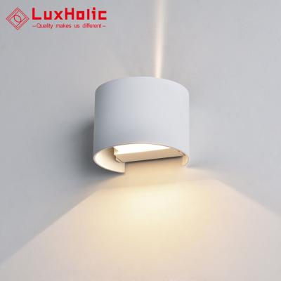 China LuxHolic 6W IP55 Modern Indoor Wall Light Modern Aluminum Housing Up/Down Dual Head Lighting LED Wall Light for sale