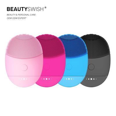 China Acne Treatment IPX7 Silicone Extra Soft Face Massager Waterproof Exfoliation Rechargeable Soft Facial Massager Clean Brush For All Skin Types for sale