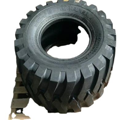 China WB140-2 Industrial Universal Skid Steer Loader Backhoe Loader Tire 405/70-20 (16/70-20) for sale