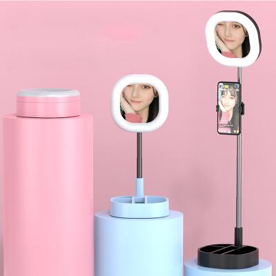 China Photogrphy Live TM-Y3 Square Ring Fill Light 6 Inch 16cm Retractable Stand Up USB Charging Selfie Makeup Beauty Fill Ring Lamp for sale