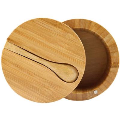 China Sustainable Household Kitchen Supplies New Amazon Round Condiment Seasoning Storage Box Bamboo Sugar Salt Shaker With Spoon for sale