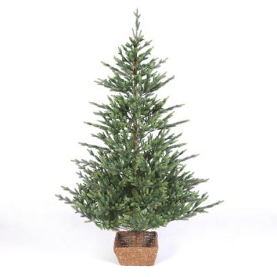 China Home Festival Decoration 2020 Hot Selling PE Christmas Decoration Artificial Tree Full With Basket For Home Decoration for sale