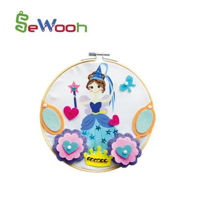 China Sewing Princess Embroidery Hoop Kids DIY Fabric Craft Kit for sale