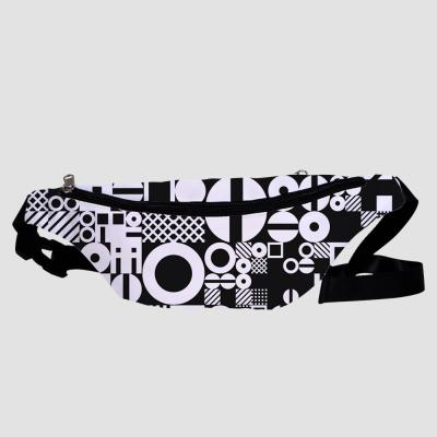 China 2021 Custom Water Proof Sports Bags Geometry Pattern Waterproof Running Waist Accessories Pussy Pack Hip Offset Mens Ladies Tote Bag for sale