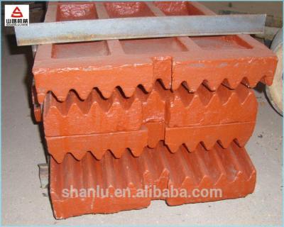 China Ore jaw plate, concave and coat with high manganese steel casting for sale