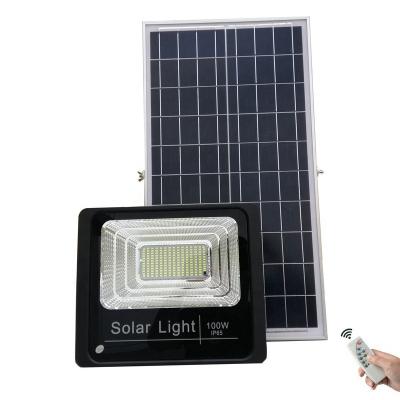 China Outdoor Waterproof Garden Parking Lot 100w Solar Flood Light for sale