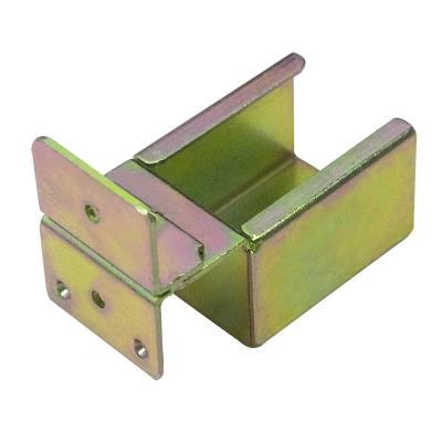 China Be Used At Position Limited Equipment Of Level Sliding HG-002 Common Rail Roller Track Slide Rail Connector With Sheet Metal For Roller Rail Connecting for sale