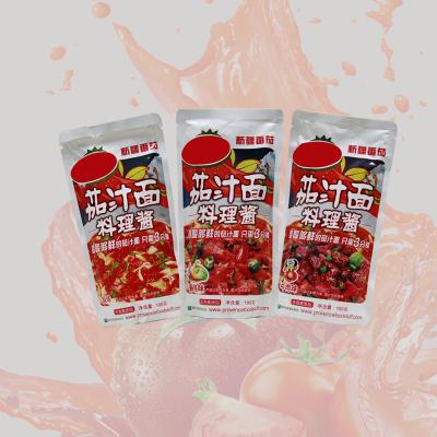 China Salsa de pasta de tomate esencial para la cocina - Tomates frescos y ajo en venta