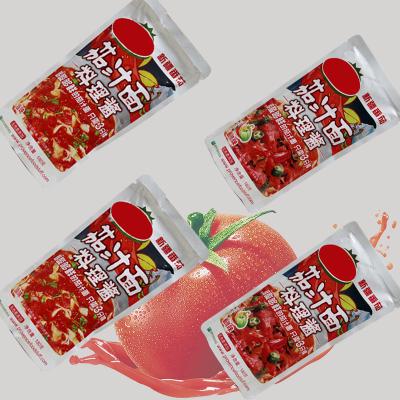 China Salsa de pasta roja clásica Tomate picante Mezcla de cebolla Ajustado con ajo Receta auténtica en venta