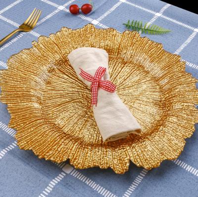 China Amazon Sustainable Hot Sale Wedding Party Colored Glass Plates Gold Charger Dish Snowflake Ice for sale