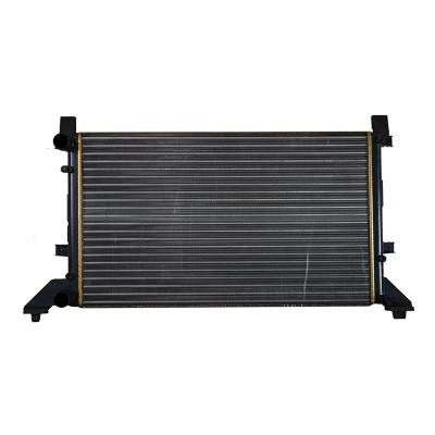 China Aluminum Core Plastic Tanks High Performance Cheap Price Car Radiator 2D0121253B For VW for sale