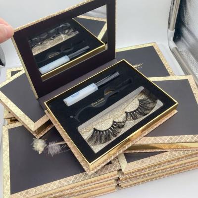 China Beautiful Safe Outdoor Custom Eyelash Packaging With Mirror for sale