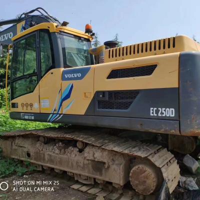 China Excavadora de excavadora hidráulica Volvo EC250 con horas de trabajo bajas en Shanghai en venta