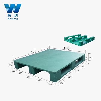 China 1200x1000 3 Runner Hygiene Smooth Top Single Faced Durability Plastic Pallet For Food Processing for sale