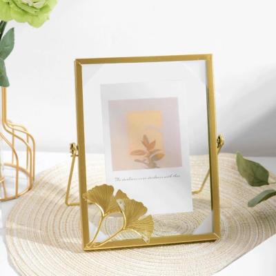 China Dongjin Specimen Factory Nordic Tabletop Metal Frames Dried Flowers DIY Handmade Glass Metal Frame Crafts for sale