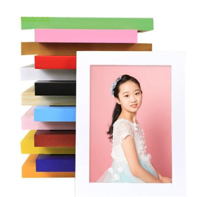 China Dongjin Table High Quality Custom Size Picture Frames Pine Wood Decorative Picture Frame for sale